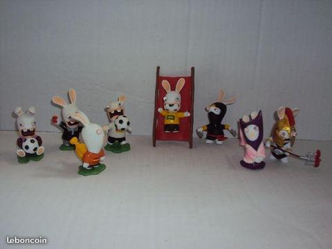 Figurines lapins cretins