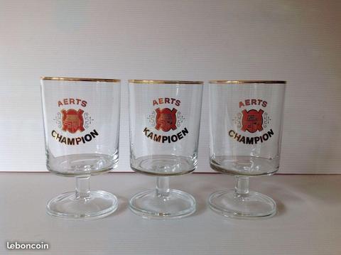 Anciens verres à bière aerts champion