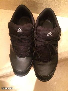 Baskets Adidas noires taille 38