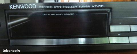 Synthétiseur tuner stéreo