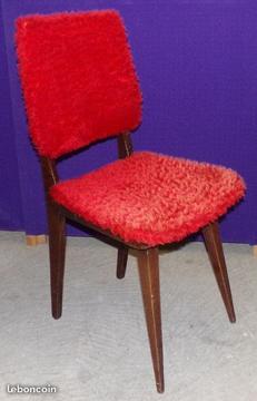 Chaise à poils rouge vintage 1970 70's