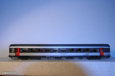 Train HO: Voiture A10tu Corail Multi LSModels