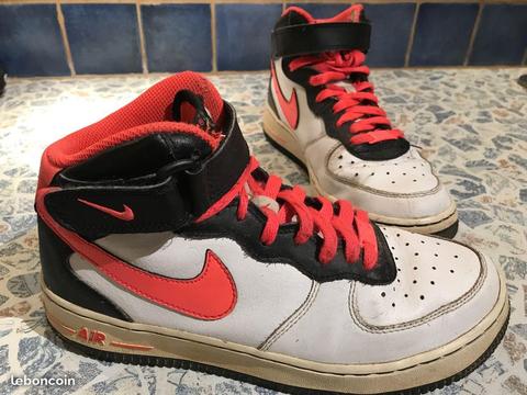 Basket Nike Air Force One T38,5