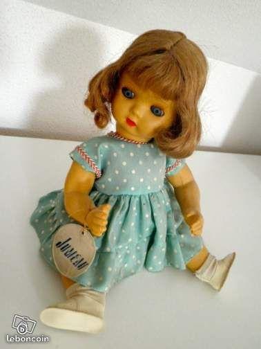 Ancienne poupée