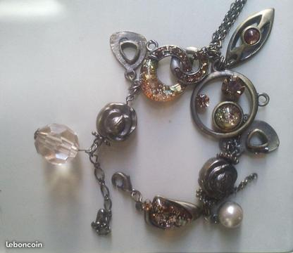 Joli bracelet breloques perles roses brun bronze