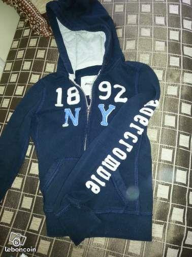 Sweat Abercrombie taille M