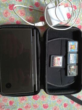 Console Nintendo DS XL + 4 jeux