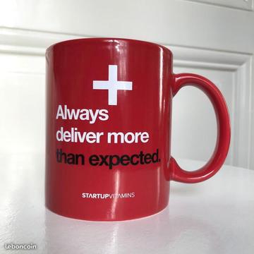 Tasse / Mug motivation rouge Startup Vitamins