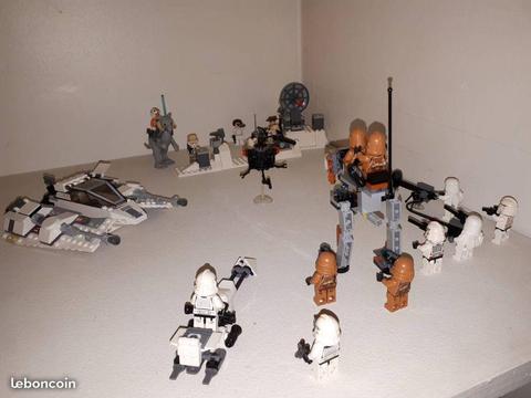 Lego 75014 Bataille de Hoth + 75089 Soldats geono