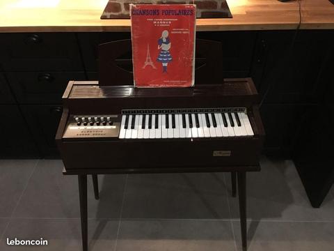 Orgue harmonique magnus piano vintage sur pieds