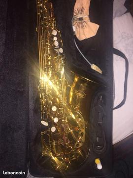 saxophone eastman