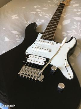 Guitare Yamaha Pacifica Neuve