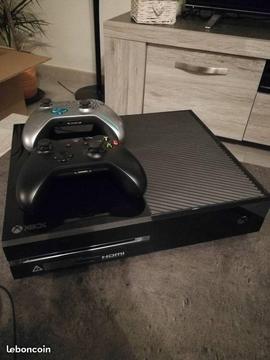Xbox one 500Gb / 4 jeux / 1 manette / 1 casque