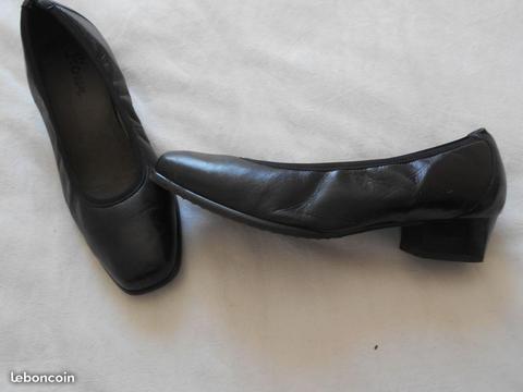 Chaussures cuir noir SIOUX p 40 ( 6,5 H ) TBE