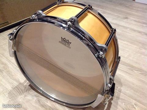 Caisse claire Pearl Free Floating Maple 14 X 6,5