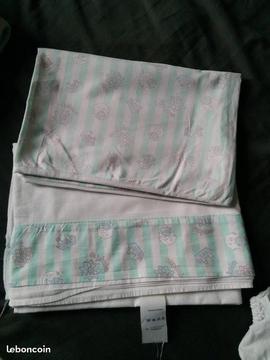 Drap plat pour lit bébé et taie d'oreiller
