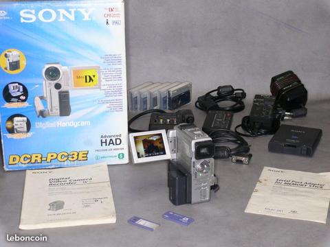 Caméra Sony DCR-PC3E mini DV
