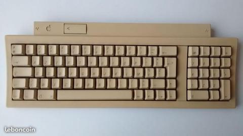 Clavier Apple Keyboard II modèle M0487