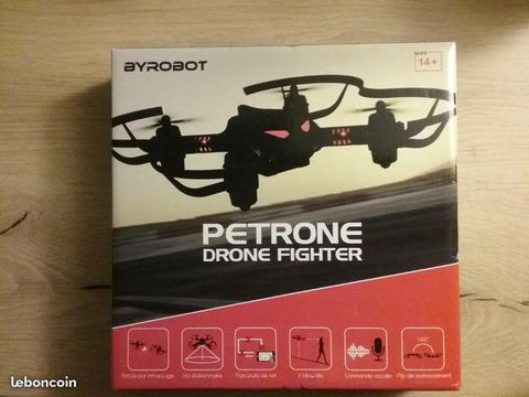 Drone de combat petrone fighter