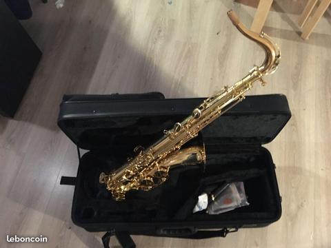 Saxophone tenor Advence serie J + Bec Selmer s90