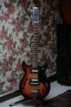 Guitare japonaise des 60's