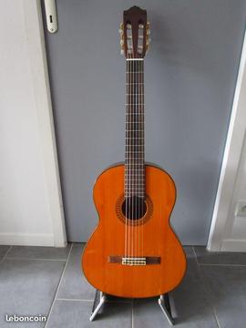 Guitare classique 4/4 YAMAHA C80