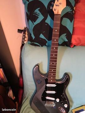 Guitare vintage type stratocaster