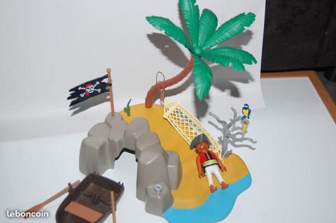 Playmobil 4139 île pirate + barque bb25