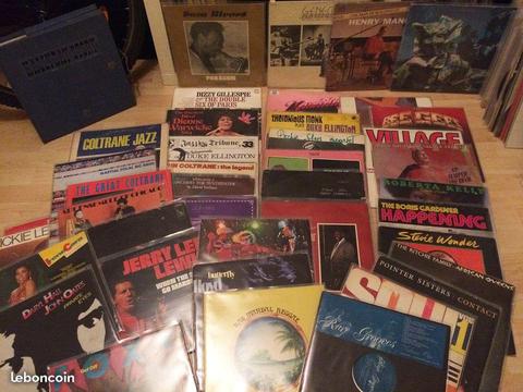 Lot de 270 vinyles
