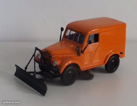 Voiture chasse-neige russe : Ech 1/43