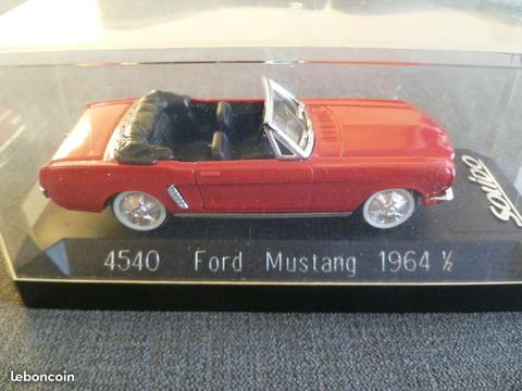 Ford Mustang 1964 1/2 SOLIDO 1/43