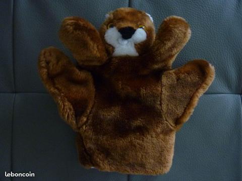 Marionnette peluche marmotte