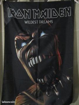 Drapeau Iron Maiden (2) - NEUF