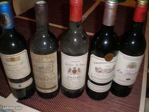 5 bouteilles de vin anciennes Châteaux divers