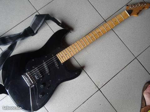 Guitare Aria Pro II modèle Mad Axe