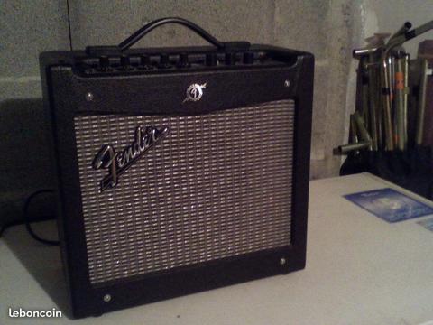 Ampli Fender Mustang I v2