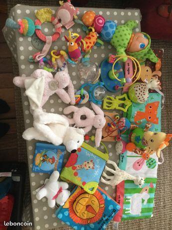 Lot de 20 jouets bébé