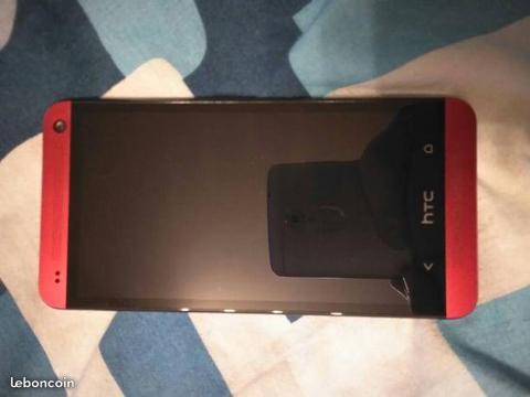 HTC One M7 rouge 32Go