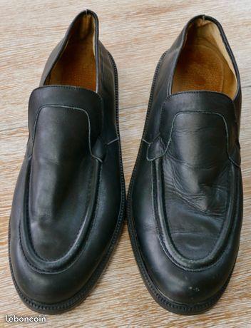 Chaussures noire en cuir
