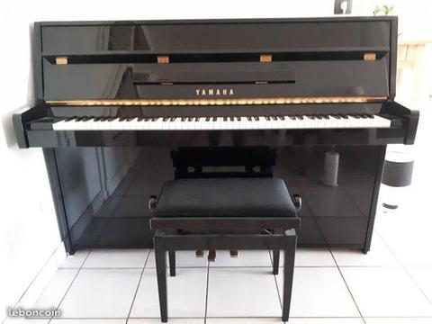 piano noir yamaha