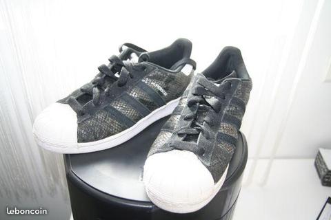 Adidas originals superstar noir 38