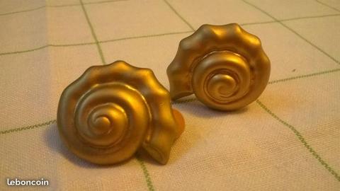 Boucles d'oreilles - clips forme coquillage dorés