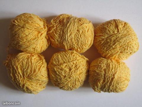 300 g de coton à tricoter jaune d'or Pingouin neuf