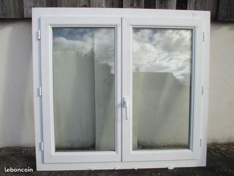 Fenêtre PVC double vitrage 2 vantaux