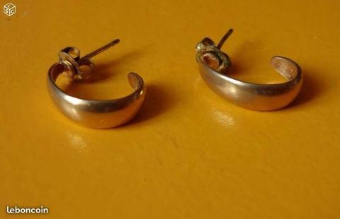 Boucles d'oreilles demi anneaux ouverts plaqué or