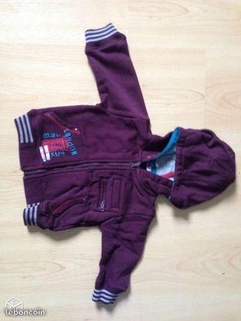 Gilet bordeaux sergent major 6 mois :