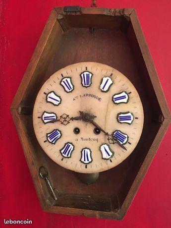 Horloge Louis Philippe en bois clair (Montcuq)