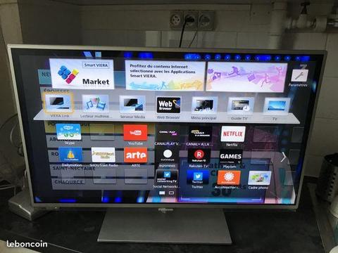 Smart TV Panasonic 82cm connecte internet wifi