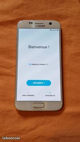 Samsung Galaxy S7 blanc - 32GO + coques