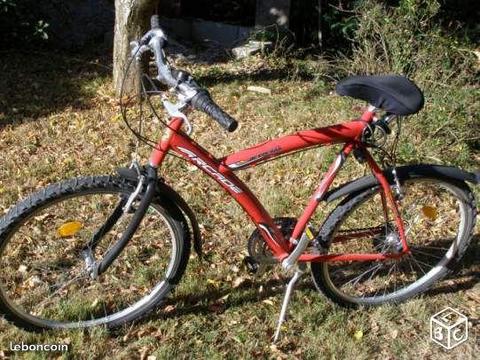 Vélo adulte rouge